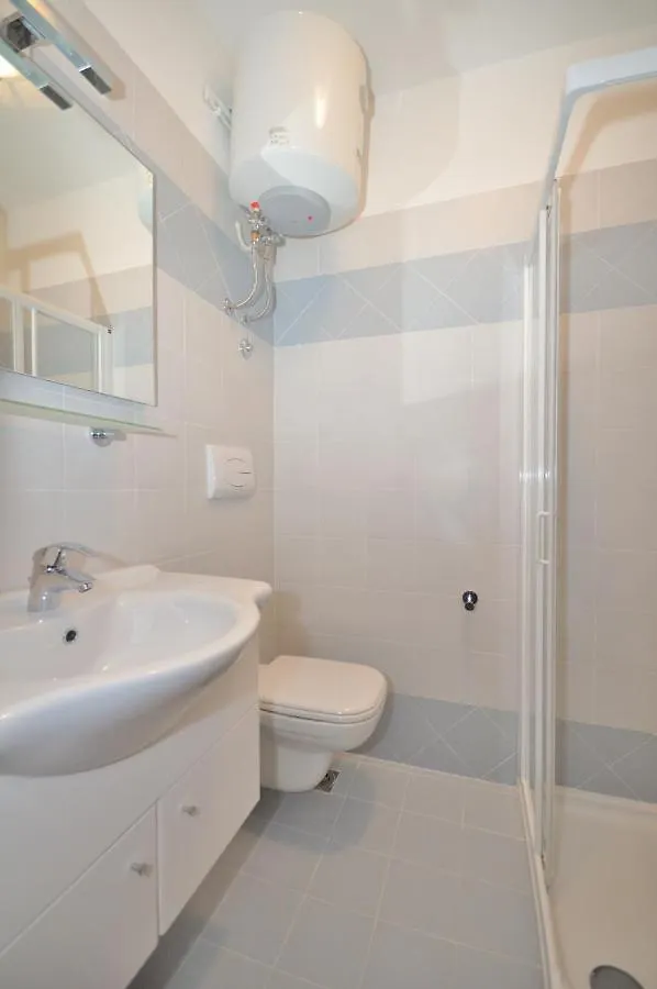Condominio Tiziano B 比比翁 公寓