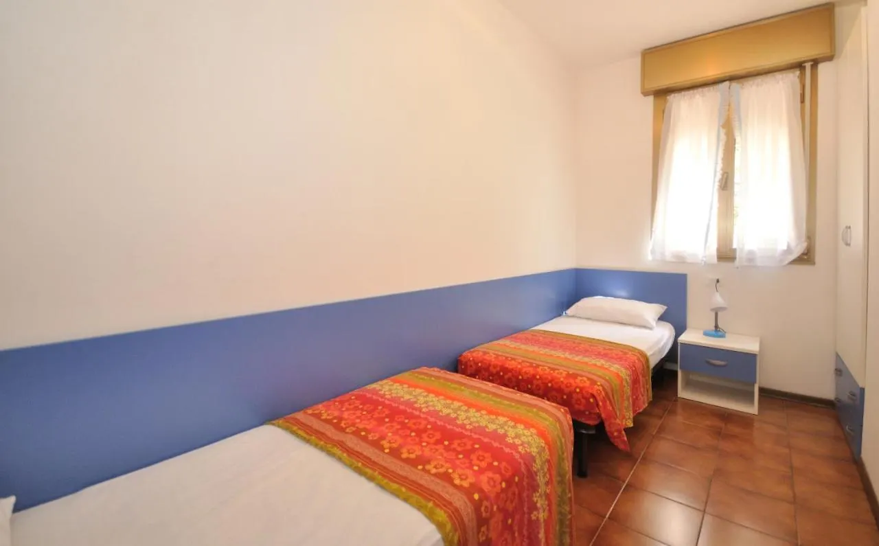 Condominio Tiziano B Бибионе Апартаменты