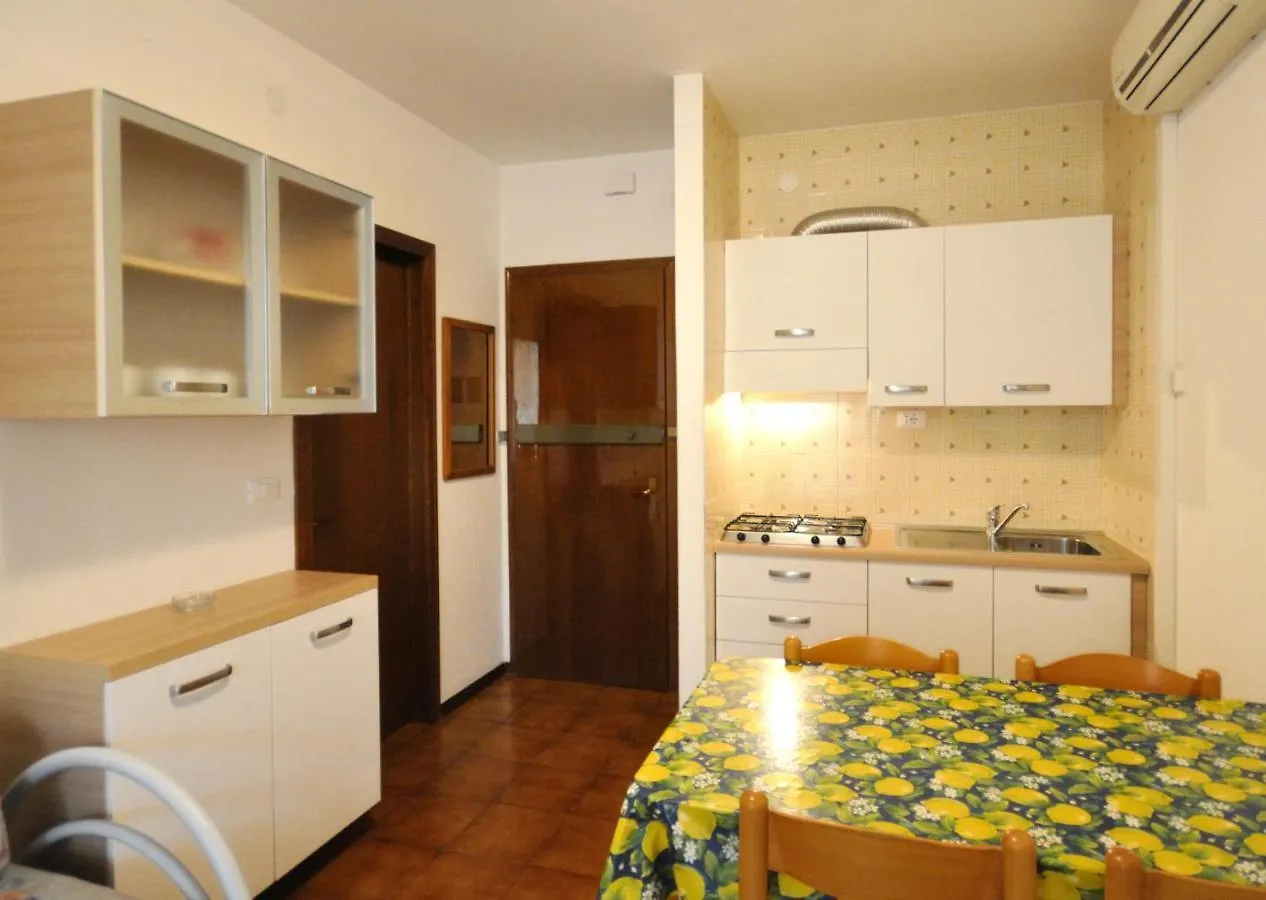 Апартаменты Condominio Tiziano B Бибионе